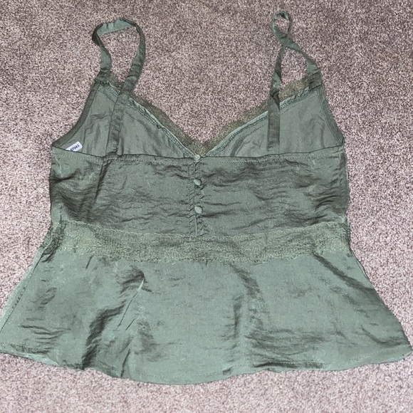 4/$10✨blouse tank top with lace - Picture 5 of 5